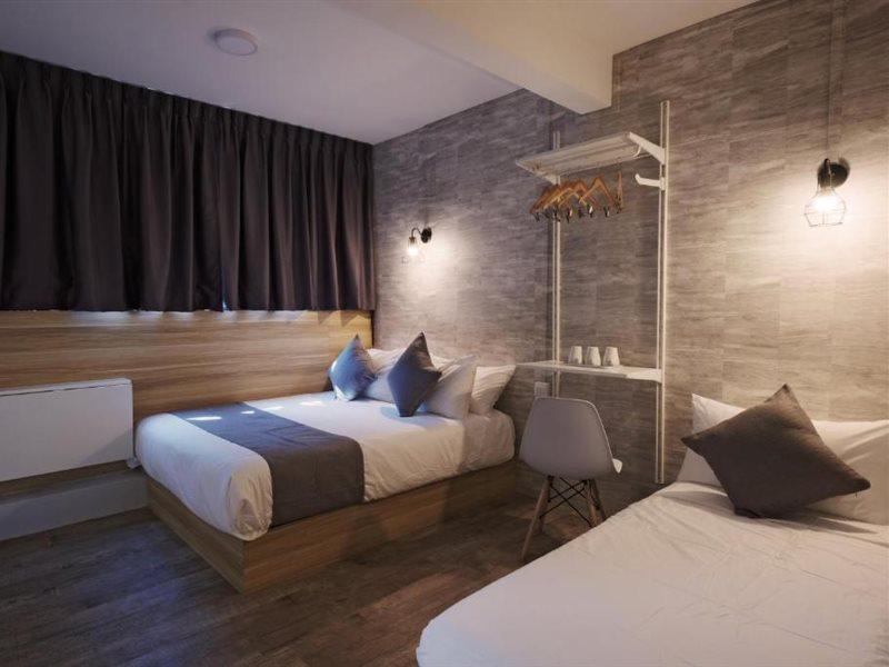 Q Loft Hotels At Bedok Сингапур Экстерьер фото